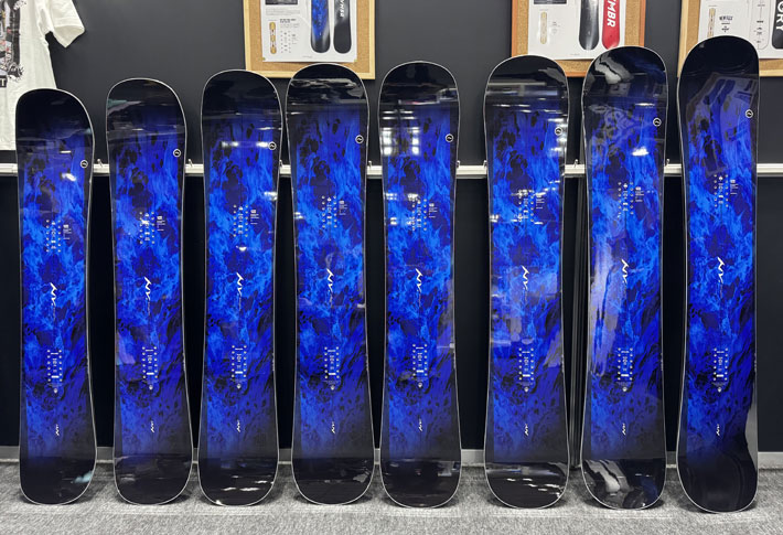 予約商品] 25-26 ノベンバー スノーボード NOVEMBER LIVER TOUR